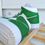 Jordan 1 Mid 'Glittered panels'